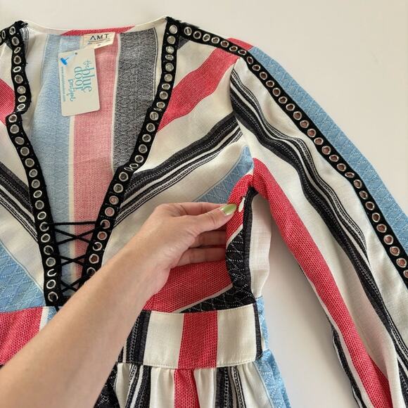 AMT Gypsy Gal Striped Long Sleeve V-Neck Grommet Mini Dress Size Medium NWT - Picture 6 of 13